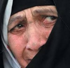 طبربور .. سبعينية تفتح بيت عزاء لإبنها الحي بعد مكالمة تلقتها منه كشف فيها عن طلبه !!!!