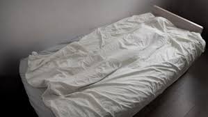 قصة تفطر القلوب .. بعد أن علموا بوفاة شقيقتهم المعاقة: "الله يجعلها بشرة خير"