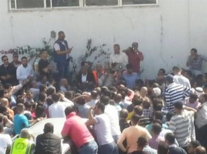 بالصور.... ' قوات الدرك' تدخل الميناء تمهيدا لفض الاعتصام بالقوة