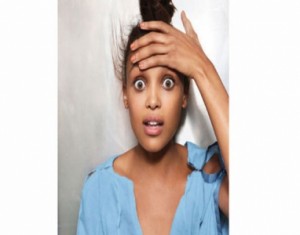 عمان .. أخبرته بأنها ستخرج لزيارة أهلها واختبأت في غرفة الأطفال لمراقبته والصدمـــة!!