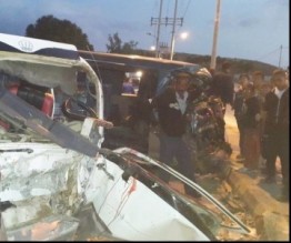 بالصور والأسماء .. 4 اصابات خطيرة في حادث سير على طريق دير علا - الصوالحة