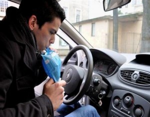 ادارة السير تبدأ باجراء فحوصات لقياس نسبة الكحول لدى السائقين