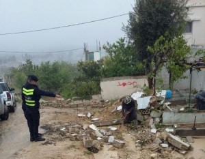 الامطار تداهم المنازل في العين البيضاء