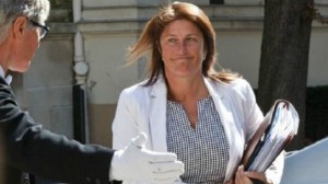 استقالة وزيرة النقل البلجيكية "لإهمالها" في تأمين مطار بروكسل