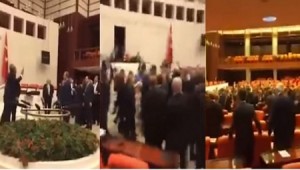 بالفيديو...مشاجرة باللكمات في البرلمان التركي