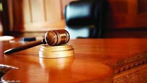 12 عاماً لمتهم ضرب مسنة على رأسها حتى الموت وألقاها من سيارة بالزرقاء