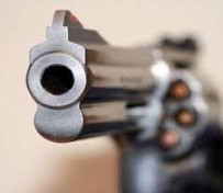 شاب يطلق النار على شقيقه العشريني في ناعور