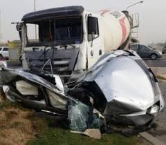 إصابة (9) أشخاص اثر حادث تصادم بين خلاط اسمنت ومركبة في اربد