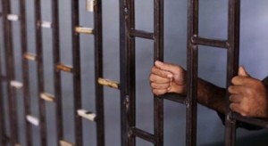 السجن 10 سنوات لمنتقم من افراد دورية بحث جنائي