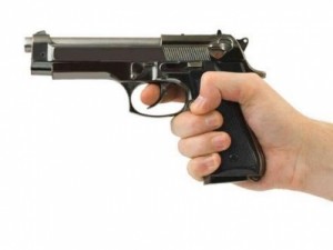 القبض على قاتل مواطن برصاصة طائشة بمشاجرة بين "زعران" في الوحدات