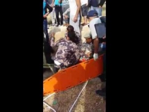 بالفيديو .. انقاذ طفل سقط في بئر ماء بمنطقة مرج الحمام