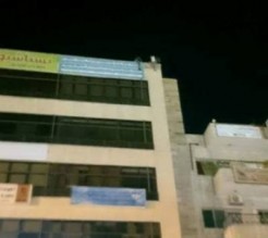 بالصورة...شابان عاطلان عن العمل يحاوﻻن اﻻنتحار في العقبة