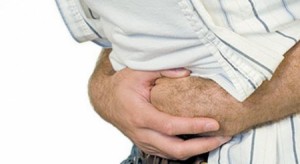 توقيف صاحب مطعم "منسف"على خلفية تسمم 34 شخصا في حي نزال