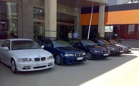 بعد قرار رفع الرسوم الجمركية عليها .. خسائر بالملايين لتجار السيارات في الأردن