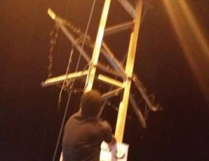 بالصورة .. مواطن يتسبب بـ "جلبة" في سوق عنجرة بمحافظة عجلون .. والسبب !!