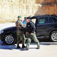 الملك يعزي خادم الحرمين بوفاة الأمير بدر بن محمد آل سعود