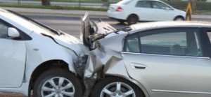 10 اصابات بحادث تصادم على طريق السلط وادي الناقة