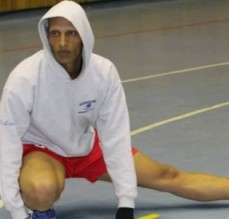 وفاة لاعب فريق البقعة والمنتخب الوطني لكرة الطائرة عيسى أبو غريب