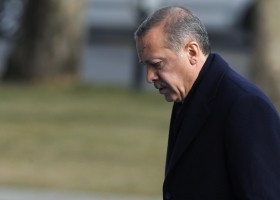 كيف نجا أردوغان من الاغتيال وهو على سرير المستشفى؟