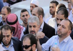 خالد مشعل يخالف في عزاء والدته الشيخ همام سعيد ..” أنت حر يا شيخ