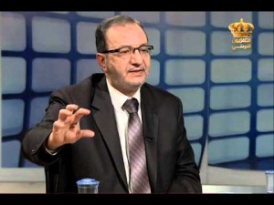 الخطيب: "المناهج الجديدة" طبعة تجريبية ويمكن تدارك بعض الملاحظات عليها