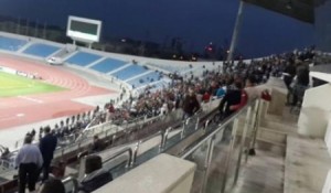 اندلاع اعمال شغب عقب انتهاء مباراة الرمثا وشباب الأردن احتجاجا على حكم المباراة