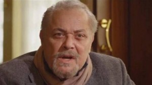 تعرف إلى سر اعتزال محمود عبدالعزيز السينما .. وهذه وصيته!