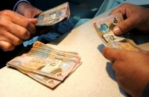 صرف الرواتب في 25 من كل شهر