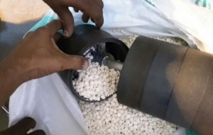 لأول مرة بالأردن : تفكيك مصنع كبير لإنتاج المخدرات بمحيط الزعتري