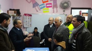 جامعة عمان الاهلية تقوم بحملة كسوة الشتاء للأسر العفيفة وتنظم يوم صحي مجاني في البقعة