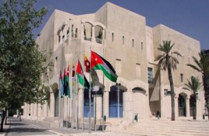 تحصين أمين عمان من المساءلة إلا بإذن رئيس الوزراء