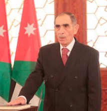 وزير الداخلية غالب الزعبي يوعز بتشكيل لجان للحد من انتشار الأكشاك