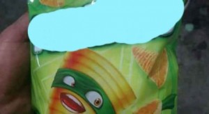 بالصور .الغذاء والدواء  تبحث عن شيبس مصنع من لحم الخنزير