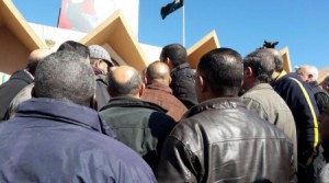 اعتصام جامعة اليرموك ... الرئيس يمنع الصحافة ....ومشادات بألفاظ جارحة