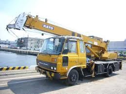 لأول مرة ولهذه الاسباب... ونش لدفن فتاة في الزرقاء