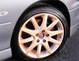 شاب متهور يدهس 3 فتيات ويلوذ بالفرار في منطقة المنارة شرق عمان