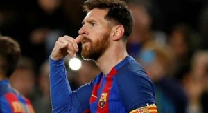 الكشف عن سر مكالمة ميسي بعد الهدف