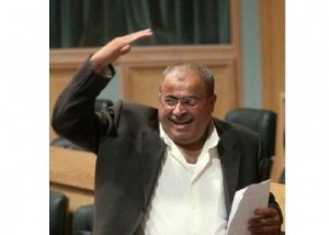 عطية يعلن تسليم مقترح قانون العفو العام لقانونية النواب