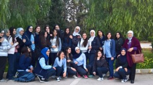 كلية الطب البيطري تستضيف طلبة مدارس جامعة عمان الاهلية الثانوية