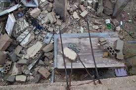 رسمياً ...الدفاع المدني :وفاة طفلة اثر انهيار جزء من عمارة سكنية في جبل التاج