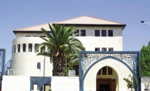 إنهاء عقد 120 موظفا بالقطاع العام لتدني أدائهم