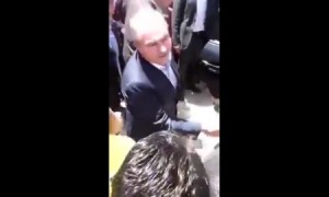 بالفيديو..مواطن "ربداوي" للمُلقي : لو ترخصوا الأسعار أحسنلك عند الله من حجة!!