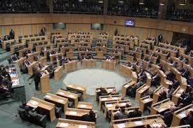 ترجيح "دورة استثنائية للأمة" مطلع تموز