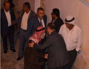 بالتفاصيل .. الصحفي أحمد العياصرة وعشيرته يضربون مثالاً في الصفح والتسامح