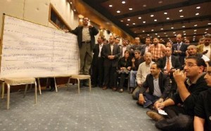 بالصور...نحو 800 صحفي يدلون بأصواتهم حتى الساعة 4 عصرا