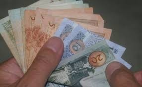 العزايزة : ننسق مع الديوان الملكي بخصوص مكرمة "100" دينار للعائلات في رمضان