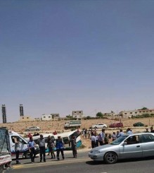 إصابة 16 شخصا من مرتبات الامن العام و الدفاع المدني بحادث تصادم