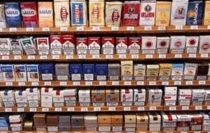 اقتحموا مقهى ليسرقوا سجائر!