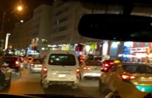 "السير" تؤكد على أهمية عدم الاصطفاف المزدوج