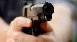 تعرض عائلة لإطلاق نار في الصريح